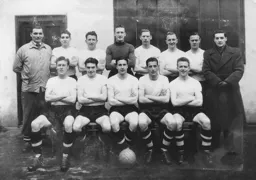 Luton Town Team Photo 1954-55 2