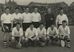 Luton Town Team Photo 1955-56 3