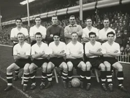 Luton Town Team Photo 1955-56 5