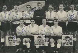 Luton Town Team Photo 1958-59 10