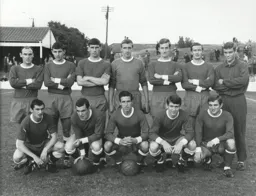 Luton Town Team Photo 1966-67 5