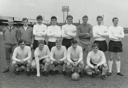 Luton Town Team Photo 1967-68 9