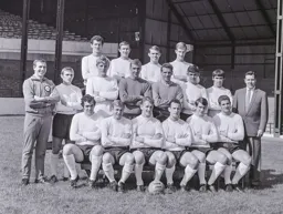 Luton Town Team Photo 1968-69 2