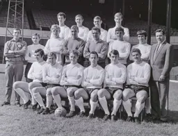 Luton Town Team Photo 1968-69 3