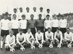 Luton Town Team Photo 1969-70 11