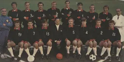 Luton Town Team Photo 1970-71 24