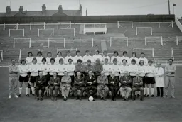 Luton Town Team Photo 1972-73 2