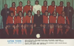 Luton Town Team Photo 1973-74 6
