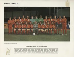 Luton Town Team Photo 1973-74 9
