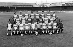 Luton Town Team Photo 1982-83 12