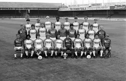 Luton Town Team Photo 1982-83 7