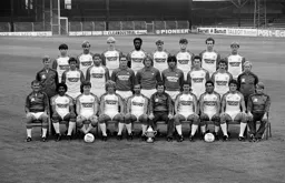 Luton Town Team Photo 1982-83 9