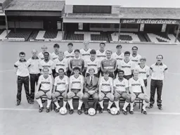 Luton Town Team Photo 1987-88 3