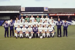 Luton Town Team Photo 1990-91 2