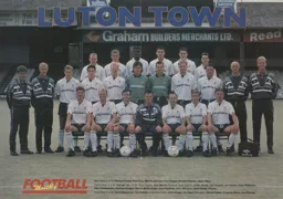 Luton Town Team Photo 1990-91 4