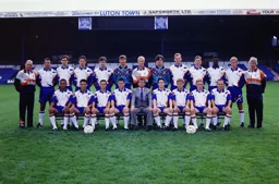 Luton Town Team Photo 1991-92 11