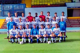 Luton Town Team Photo 1992-93 2