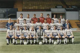 Luton Town Team Photo 1992-93 7