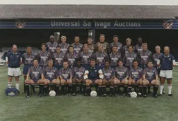 Luton Town Team Photo 1994-95 13