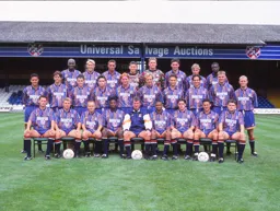 Luton Town Team Photo 1994-95 2
