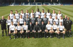 Luton Town Team Photo 2004-05