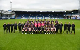 Luton Town Team Photo 2021-22 3