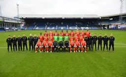 Luton Town Team Photo 2021-22