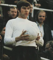 Malcolm Macdonald 14