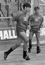 Mick Harford 11