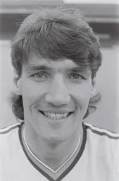 Mick Harford 7