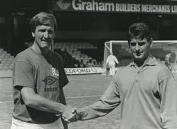 Mick Kennedy signs