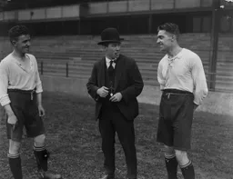 Norman Thomson, George Thompson, Jimmy Thompson (2)