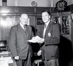 Percy Mitchell, Bob Morton
