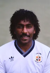 Ricky Hill 32