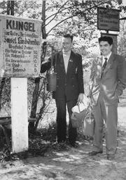 Ron Baynham, Gordon Turner