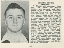 Seamus Dunne Luton News Handbook 1950-51
