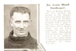 Jackie Mittell Luton News Handbook 1933-34
