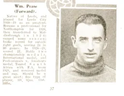 Billy Pease Luton News Handbook 1933-34
