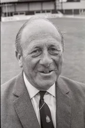 Len Hawkins